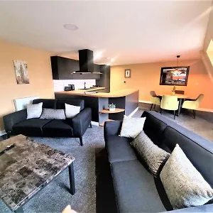 Apartment Friary House Serviced By Roomsbooked - 24hr Reception, Gloucester